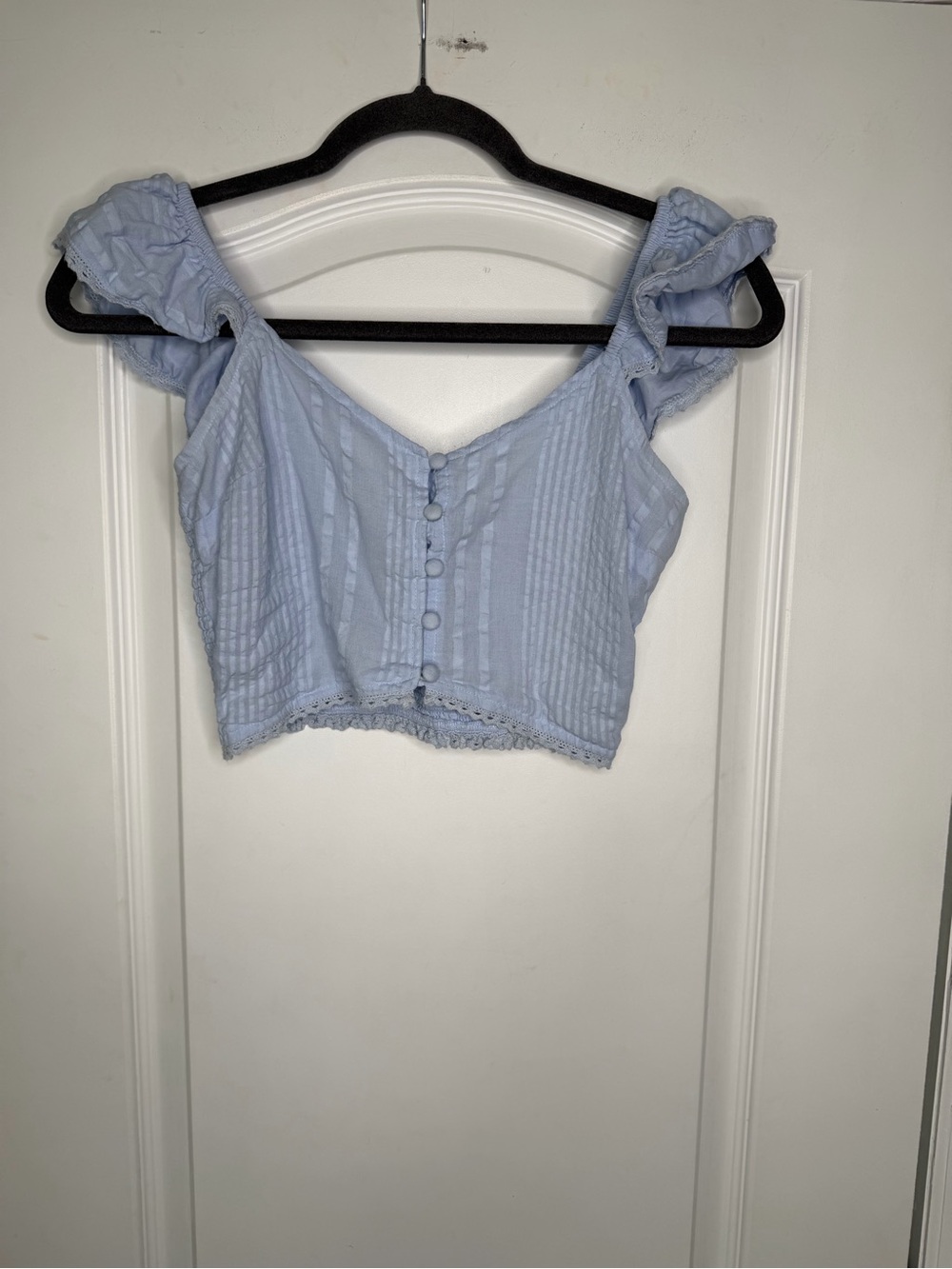 Aerie Light Blue Seer sucker Ruffled Strap Button-Front Crop Top.Size S